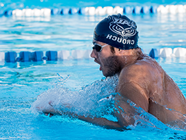 Male swimmer in the pool.